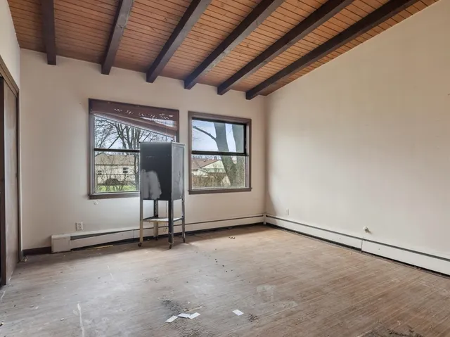 $269,000 | 704 West McKinley Street, Harvard, IL 60033