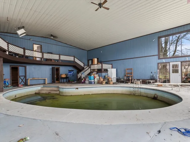 $269,000 | 704 West McKinley Street, Harvard, IL 60033