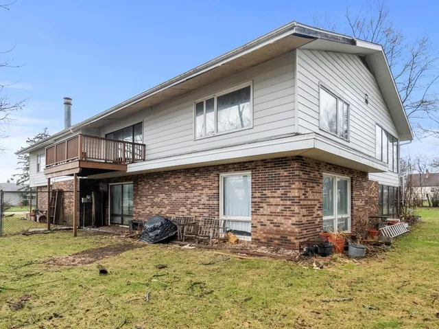 $269,000 | 704 West McKinley Street, Harvard, IL 60033