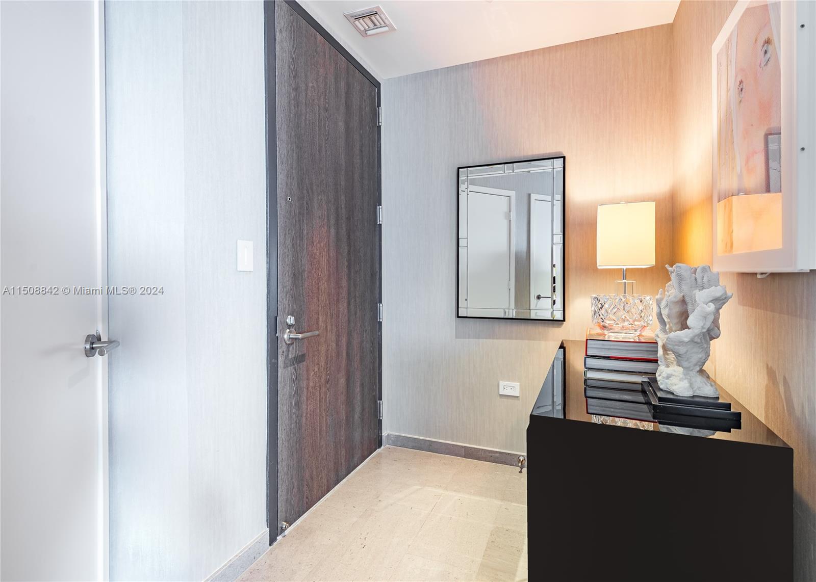 88 Southwest 7th Street, Unit 3301 Miami, FL 33130 - Photo 19 of 54