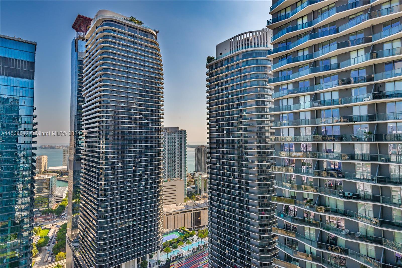 88 Southwest 7th Street, Unit 3301 Miami, FL 33130 - Photo 42 of 54