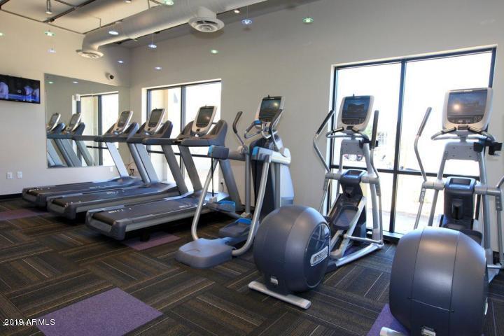 535 West Thomas Road, Unit 401 Phoenix, AZ 85013 - Photo 2 of 11 lofts 13