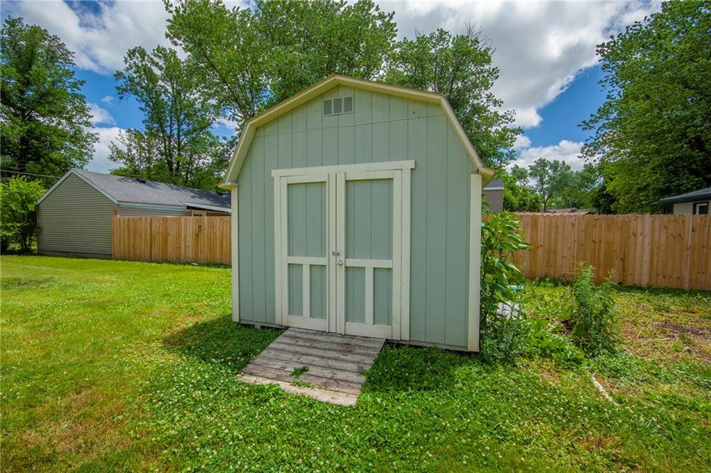 605 West State Street Pendleton, IN 46064 - Photo 17 of 19