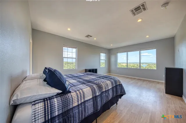 $2,800 | 729 Clay Ridge, Canyon Lake, TX 78133