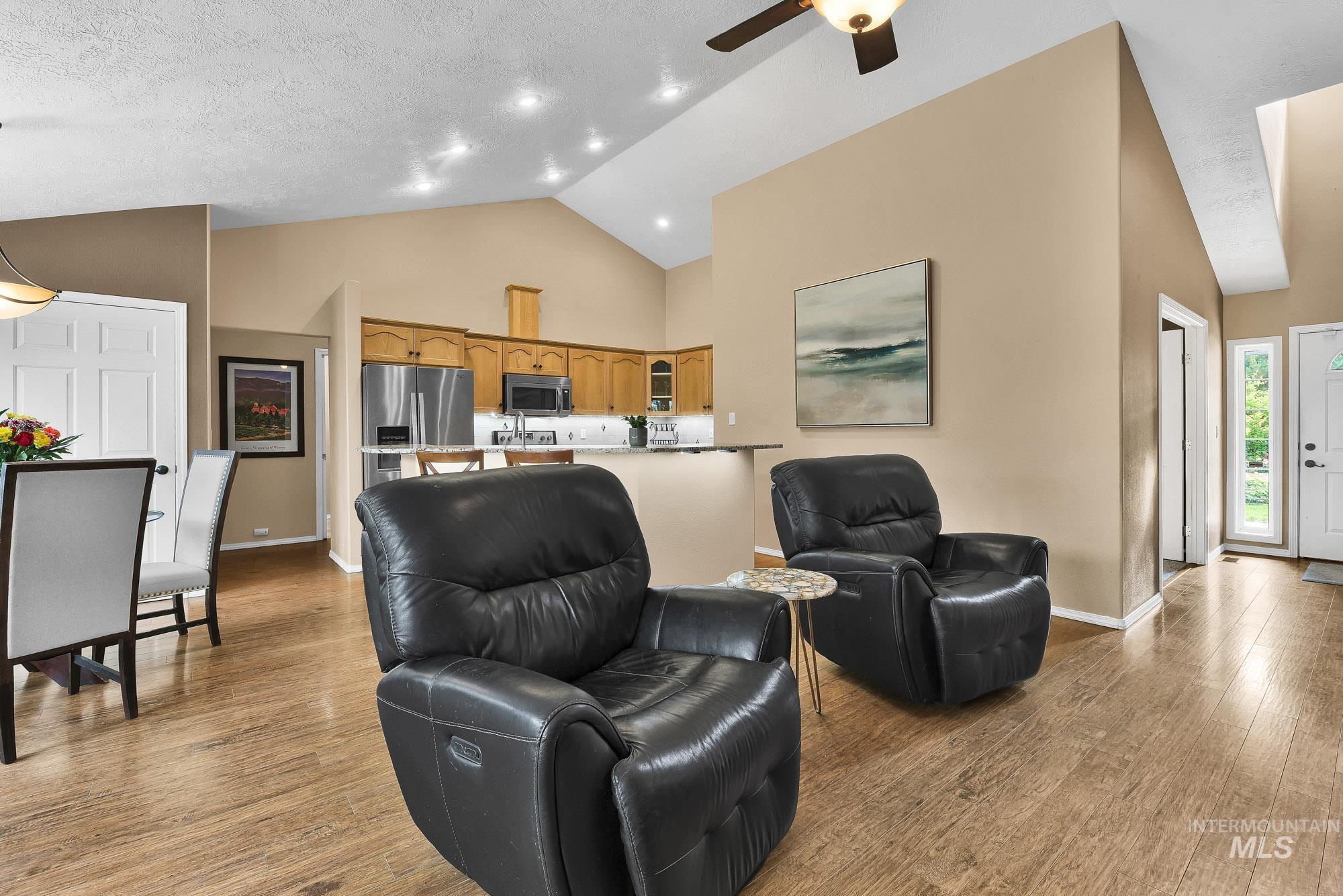 23193 Forest Hills Loop Caldwell, ID 83607 - Photo 11 of 47