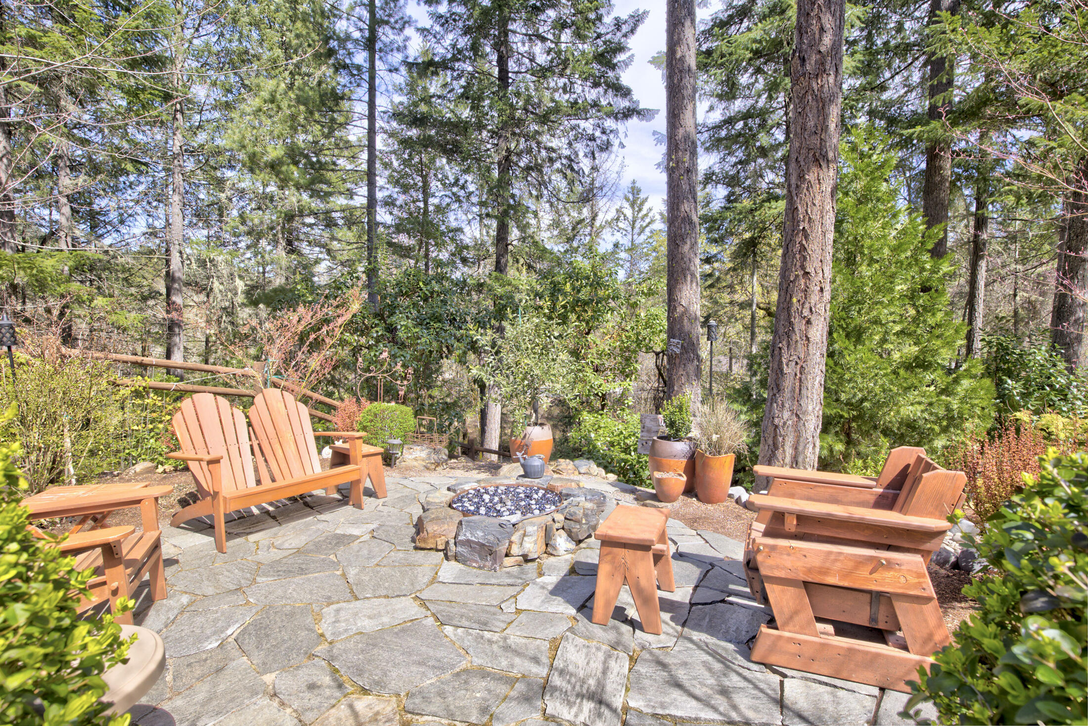 237 Marble Mountain Road Grants Pass, OR 97527 - Photo 31 of 53 0R1A1345_6_7_8_9