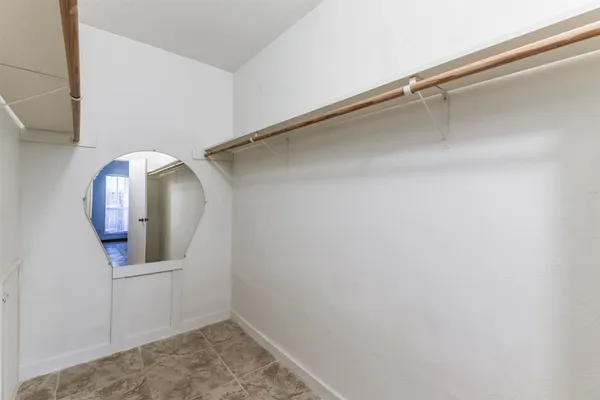 $1,095 | 2100 Tanglewilde Street, Unit 637, Houston, TX 77063