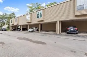 $1,095 | 2100 Tanglewilde Street, Unit 637, Houston, TX 77063