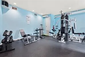 $1,095 | 2100 Tanglewilde Street, Unit 637, Houston, TX 77063