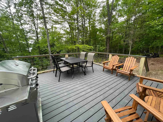 $349,900 | 670 Wayeeses Shore Rd Morgan Road, West Charleston, VT 05872