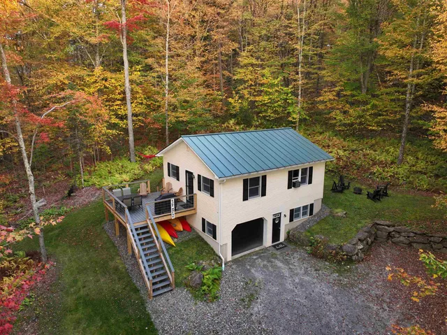 $349,900 | 670 Wayeeses Shore Rd Morgan Road, West Charleston, VT 05872