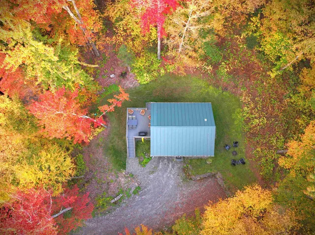 $349,900 | 670 Wayeeses Shore Rd Morgan Road, West Charleston, VT 05872
