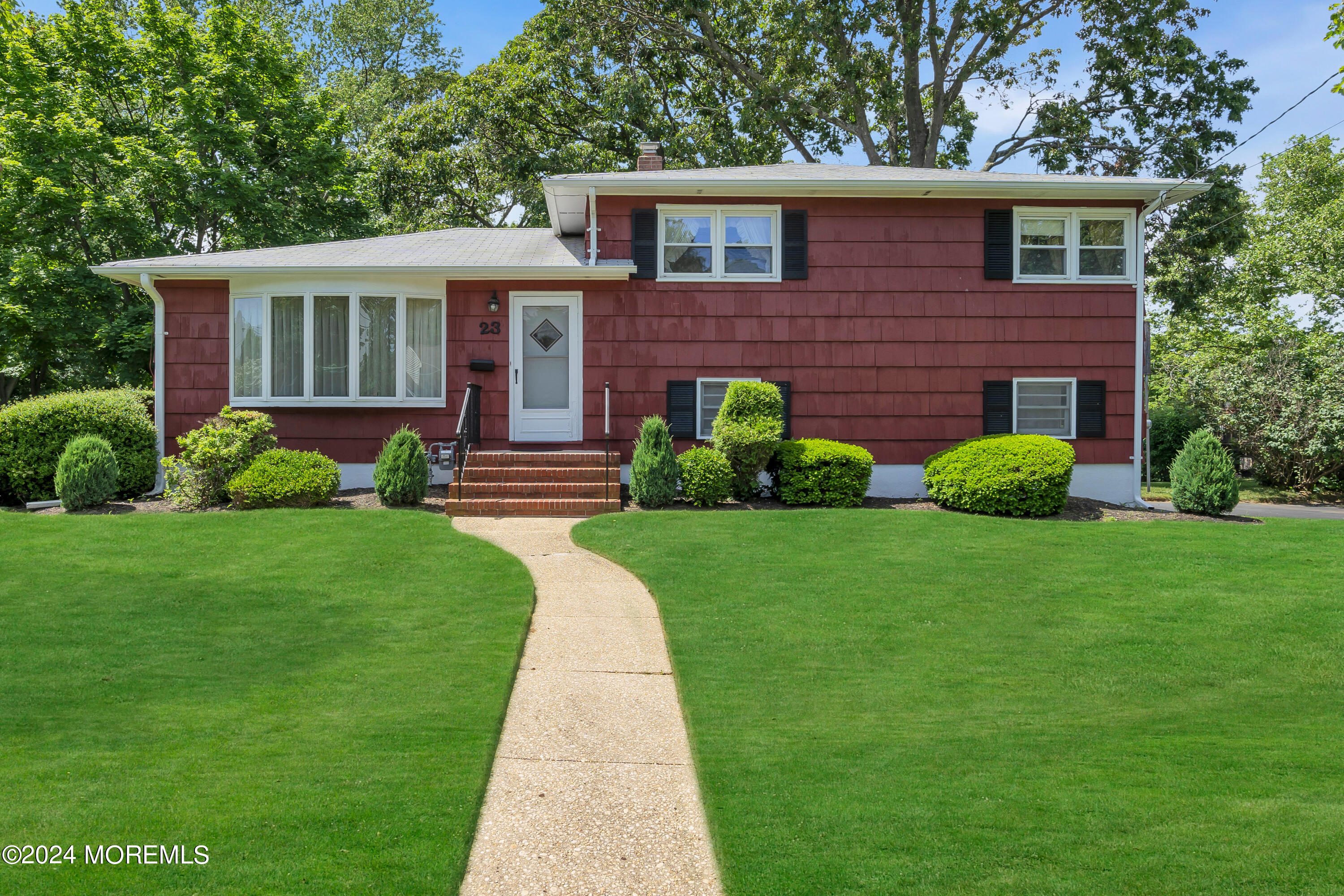 23 Hilltop Road West Long Branch, NJ 07764 - Photo 2 of 33 001_dsc09369-1_copy_639