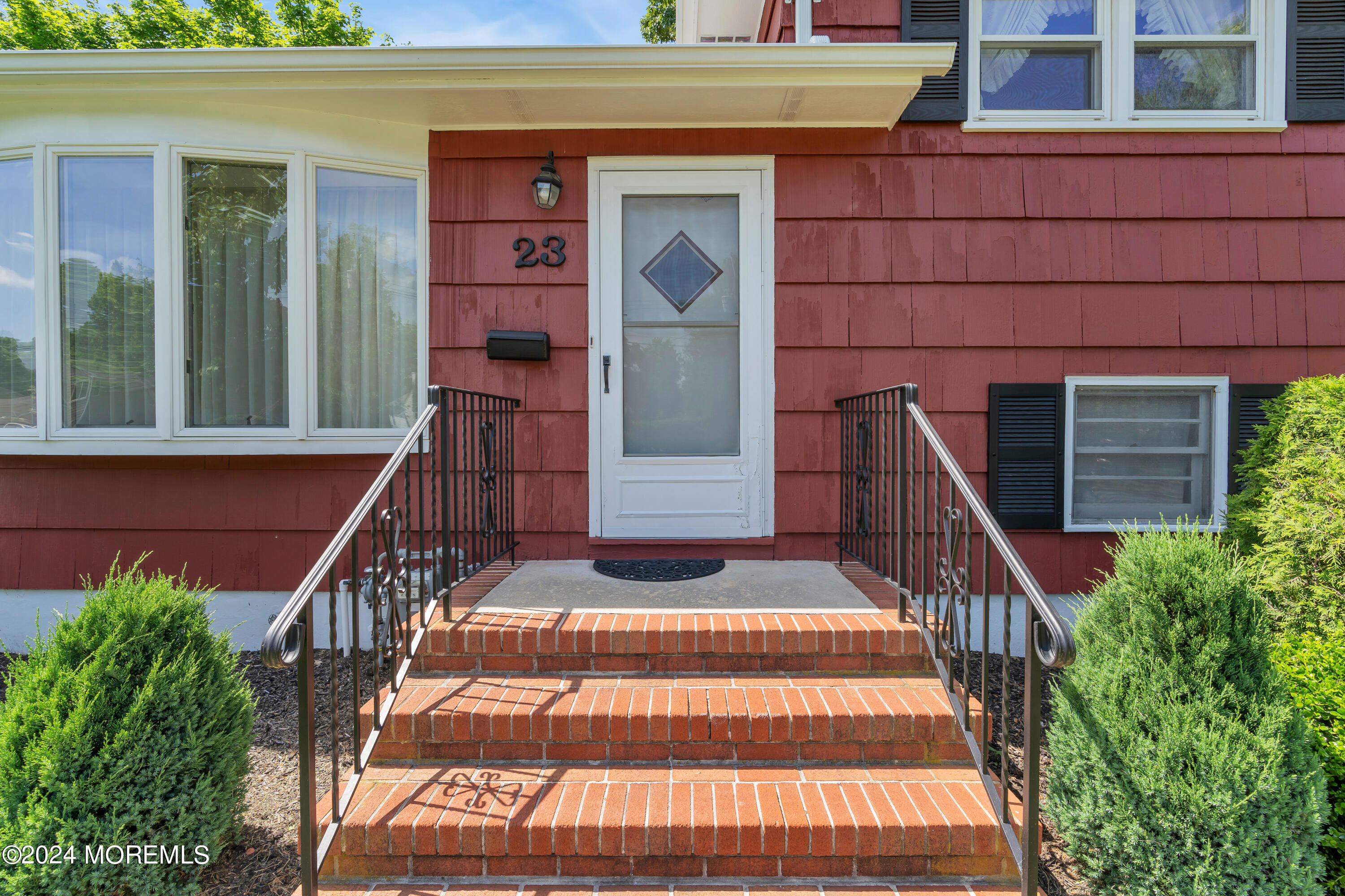 23 Hilltop Road West Long Branch, NJ 07764 - Photo 4 of 33 006_dsc09394_370