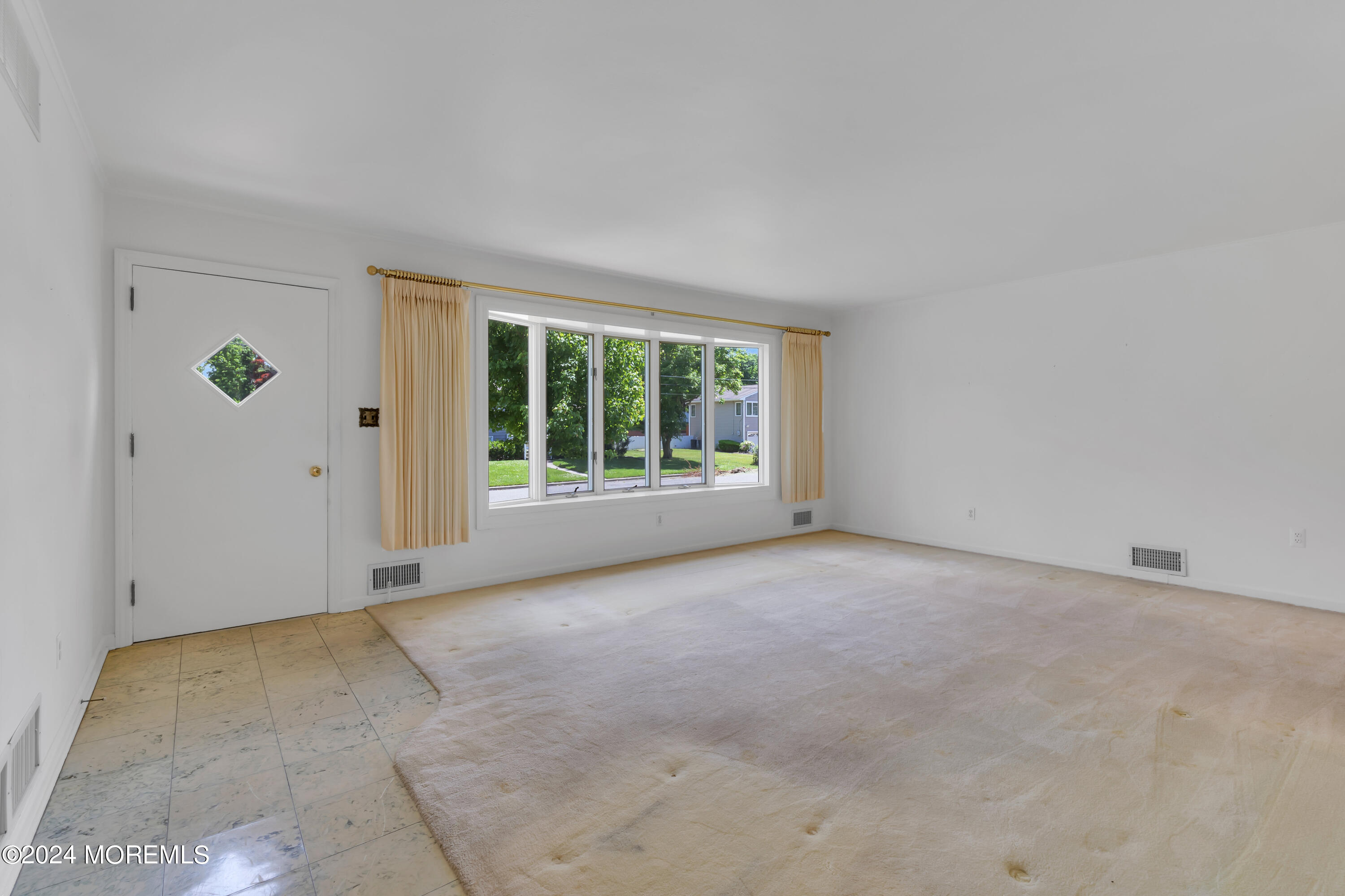 23 Hilltop Road West Long Branch, NJ 07764 - Photo 5 of 33 011_dsc09169_673