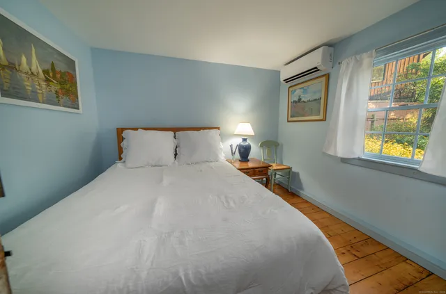 $4,200 | 5 Shore Drive, Branford, CT 06405