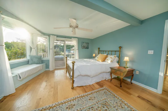 $4,200 | 5 Shore Drive, Branford, CT 06405