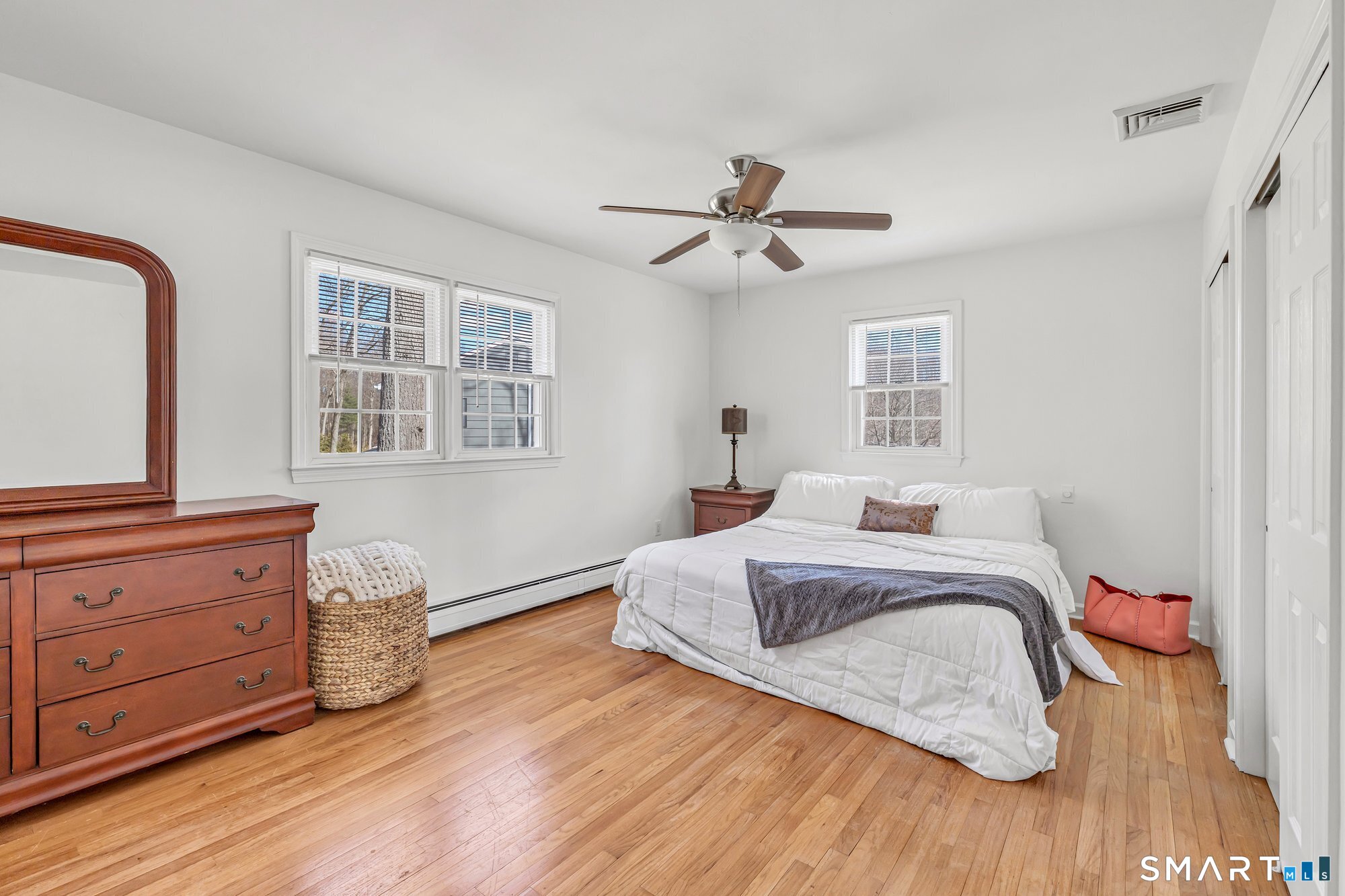 36 Greenbrier Road Trumbull, CT 06611 - Photo 34 of 40