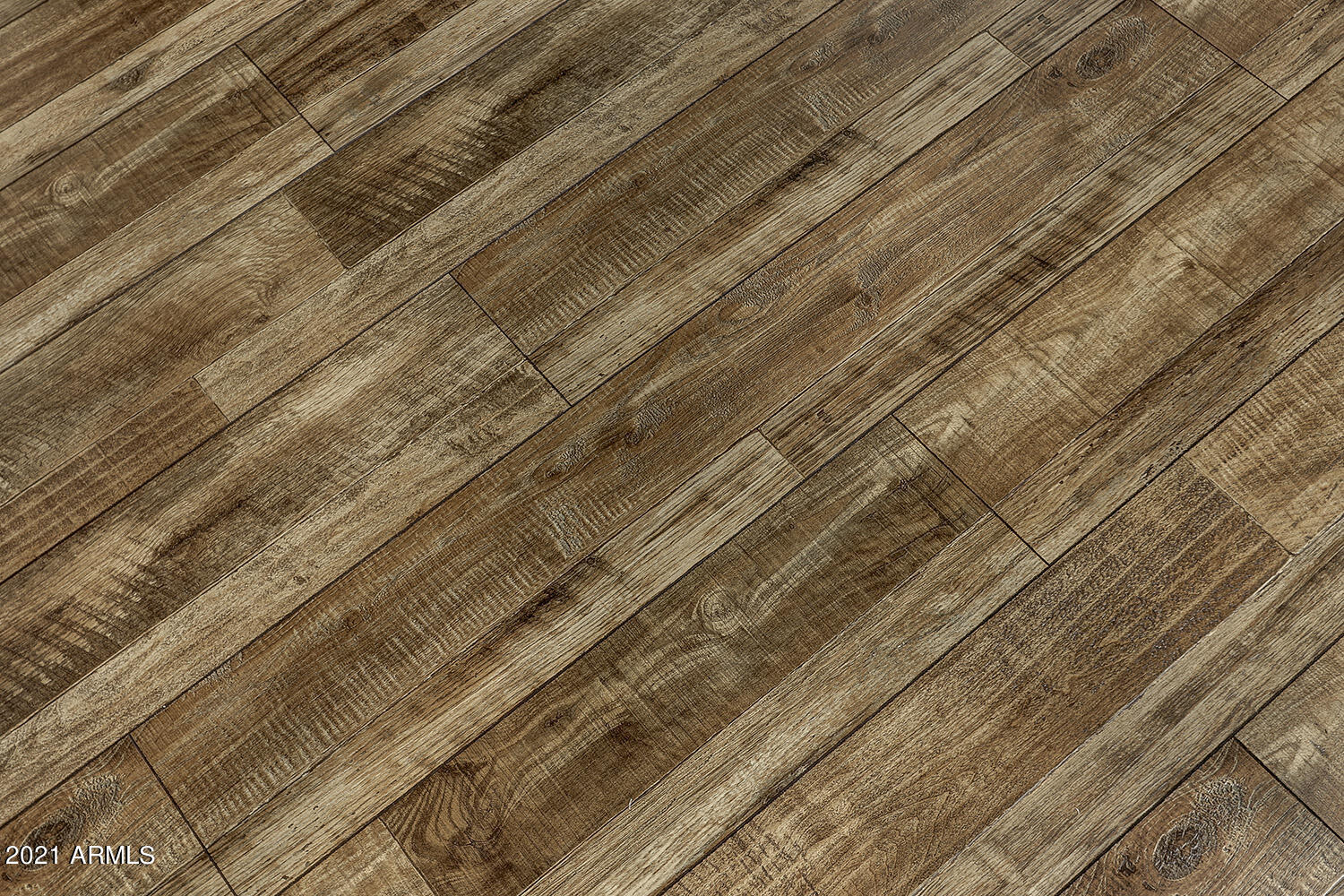 3027 East Charter Oak Road Phoenix, AZ 85032 - Photo 27 of 39 Flooring Detail