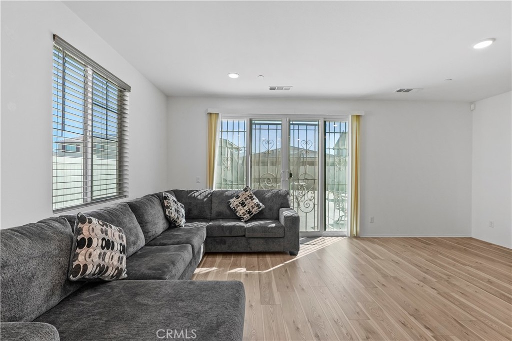 2451 Spring Wheat Street Perris, CA 92570 - Photo 11 of 19