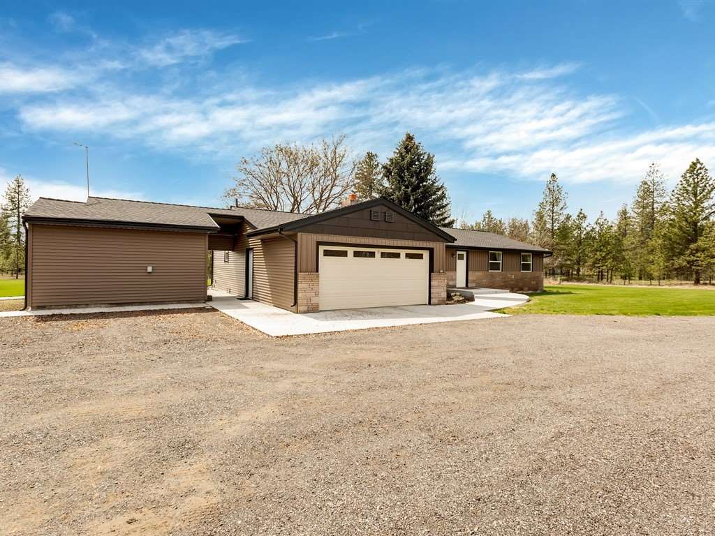 3201 West Smythe Road Cheney, WA 99004 - Photo 2 of 20