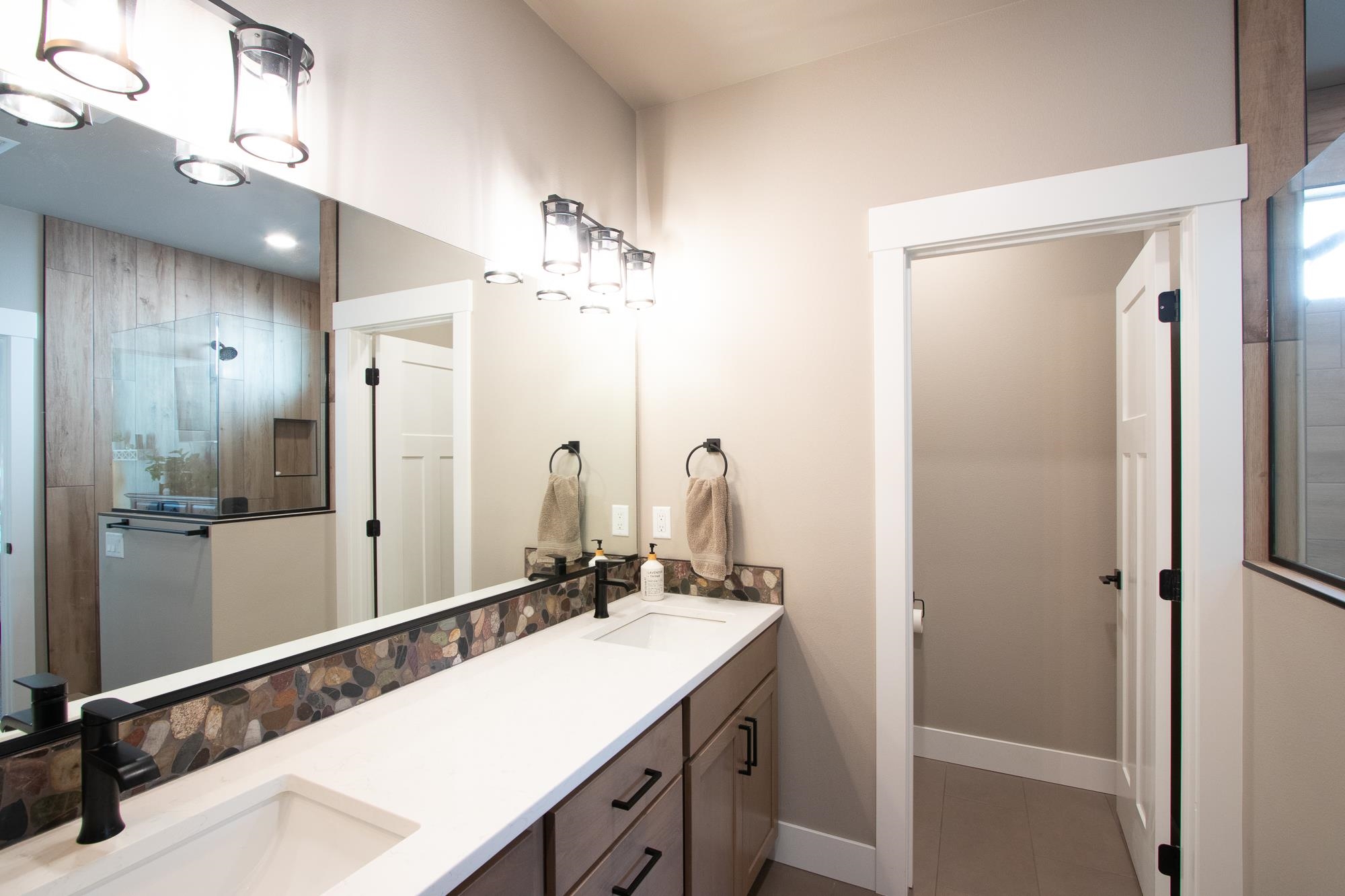 1010 East Handy Road Colbert, WA 99005 - Photo 8 of 21