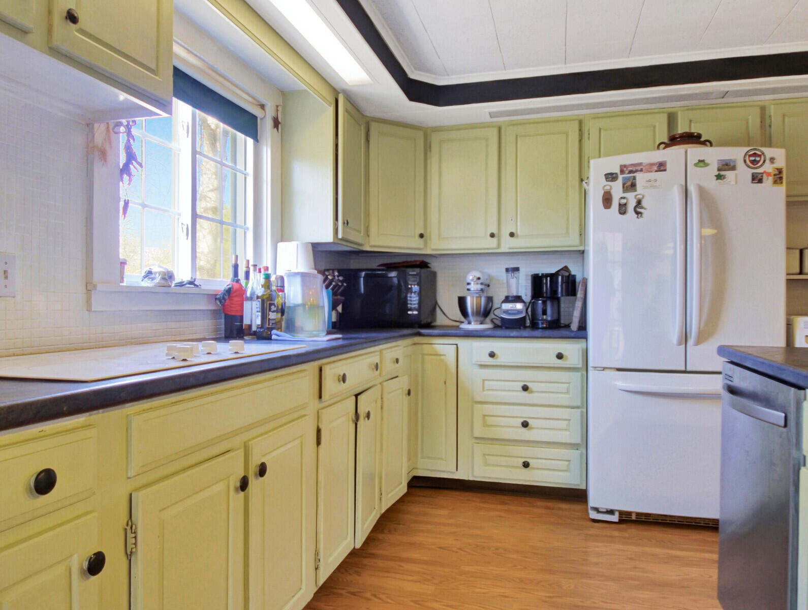 55 Lewis Road Sidney, ME 04330 - Photo 16 of 74 79_Int_400_DxO_mls