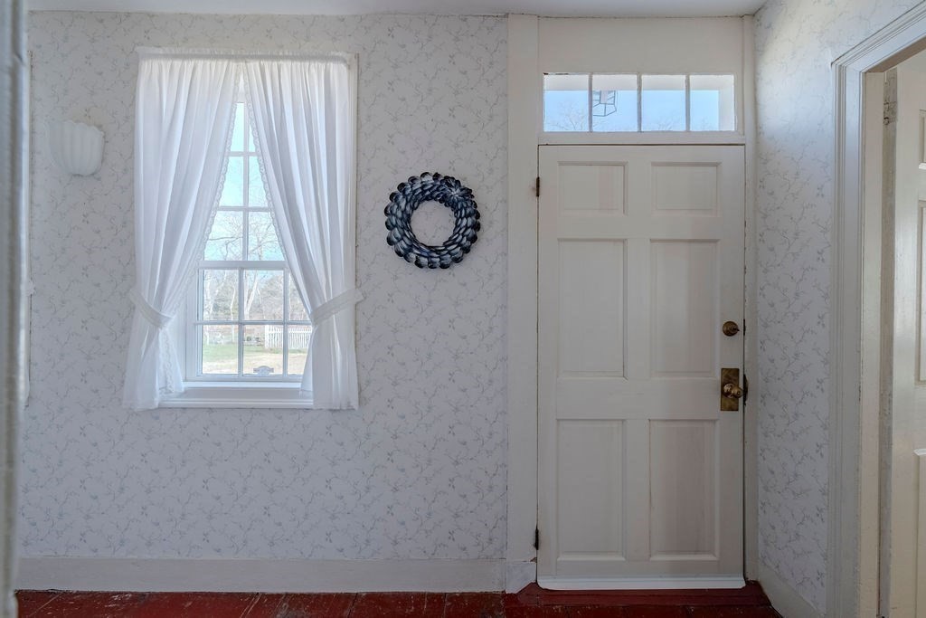 16 Shore Road Truro, MA 02666 - Photo 7 of 42