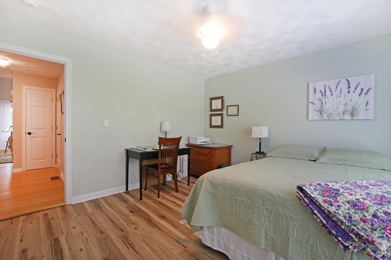 8 Royal Lane, Unit 22 Raymond, NH 03077 - Photo 28 of 60