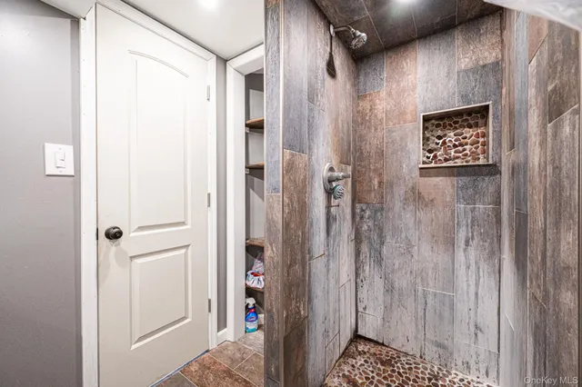 $579,999 | 1560 A Street, West Babylon, NY 11704