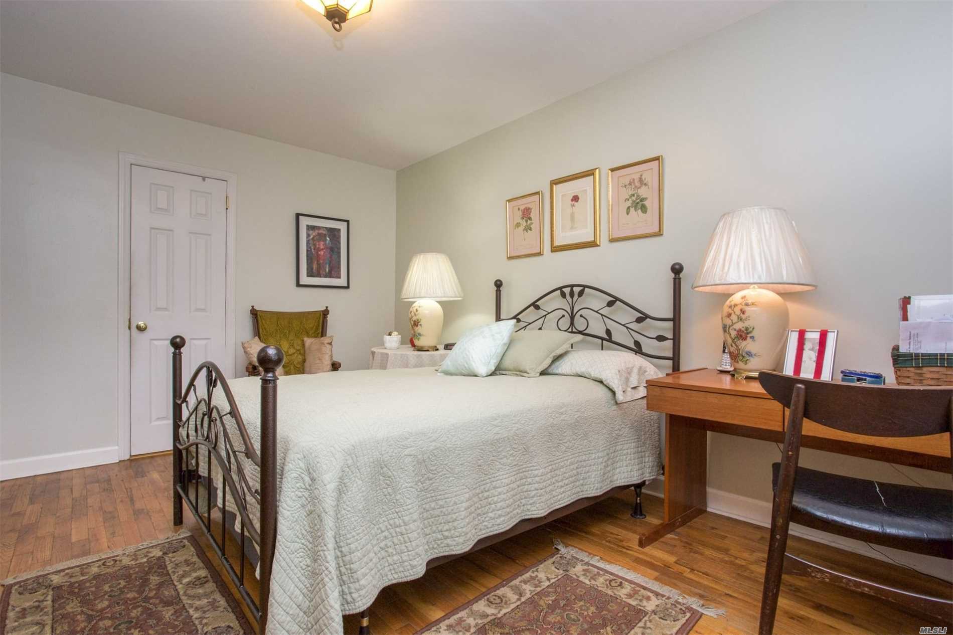 150-19 77th Road Queens, NY 11367 - Photo 13 of 20 Gallery Image 13