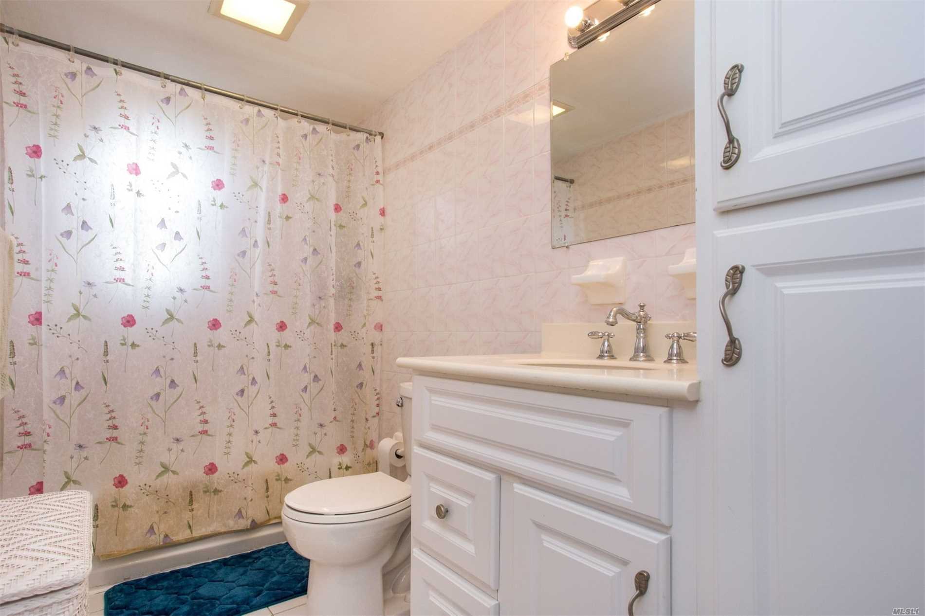 150-19 77th Road Queens, NY 11367 - Photo 14 of 20 Gallery Image 14
