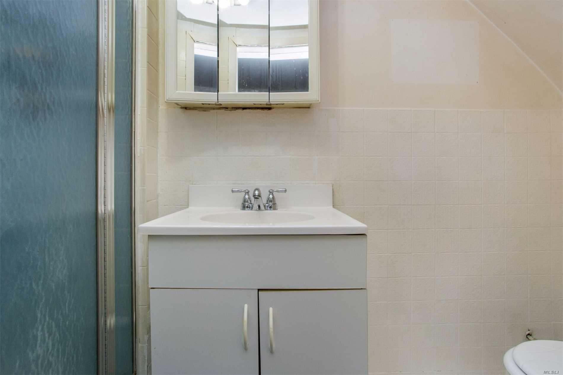 150-19 77th Road Queens, NY 11367 - Photo 17 of 20 Gallery Image 17