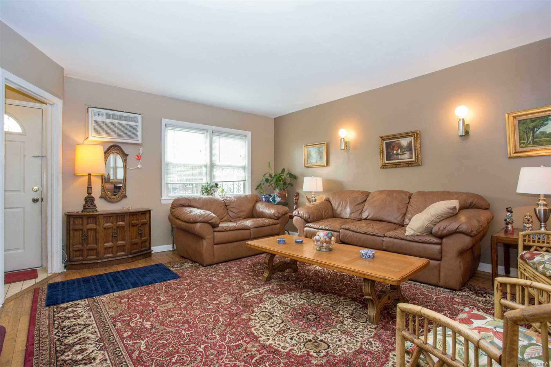 150-19 77th Road Queens, NY 11367 - Photo 3 of 20 Gallery Image 3