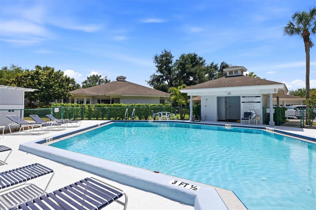 6892 Approach Road, Unit 40 Sarasota, FL 34238 - Photo 28 of 34 Gallery Image 28