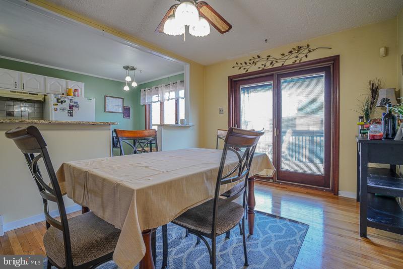 12463 Barbary Road Philadelphia, PA 19154 - Photo 11 of 49