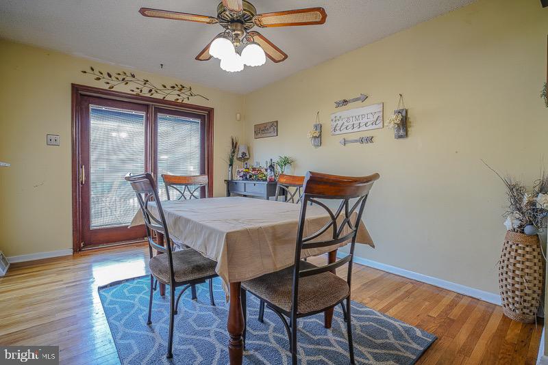 12463 Barbary Road Philadelphia, PA 19154 - Photo 12 of 49