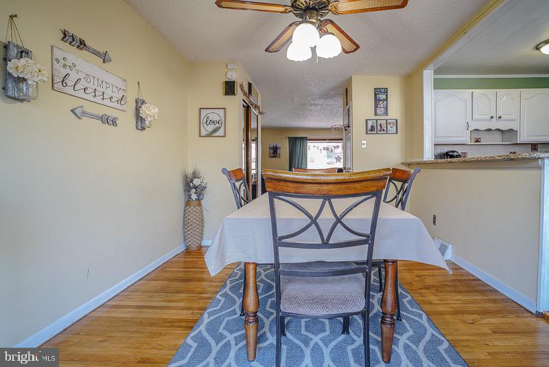 12463 Barbary Road Philadelphia, PA 19154 - Photo 14 of 49