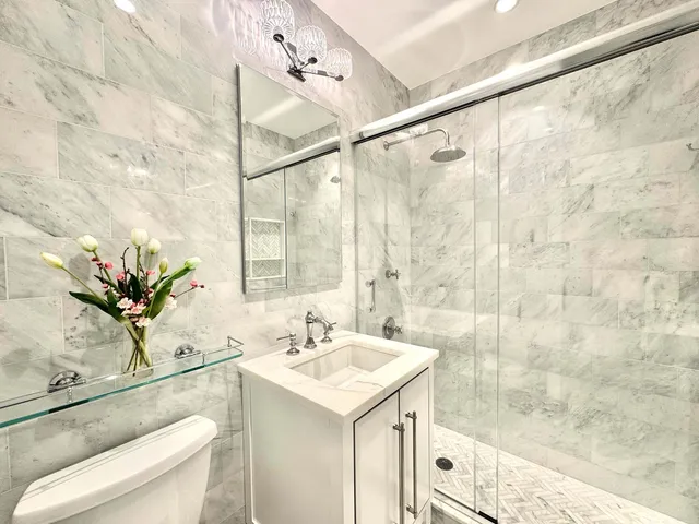 $1,795,000 | 23 West 73rd Street, Unit 1504 | Upper West Side