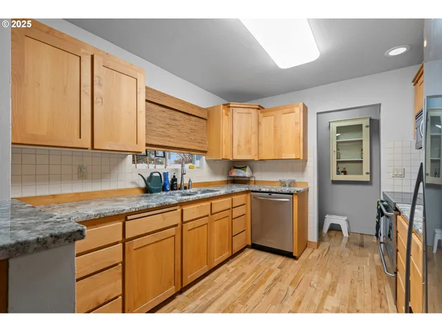 $379,000 | 71539 Southwest Bridle Drive, Pendleton, OR 97801