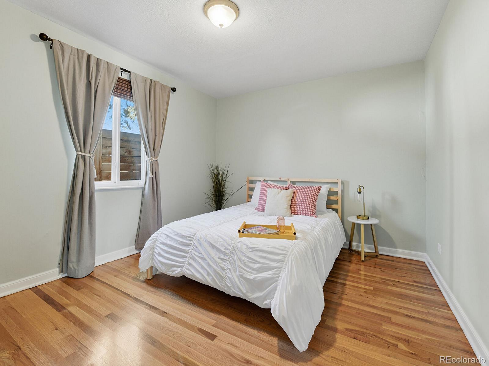 2870 Ivanhoe Street Denver, CO 80207 - Photo 19 of 29