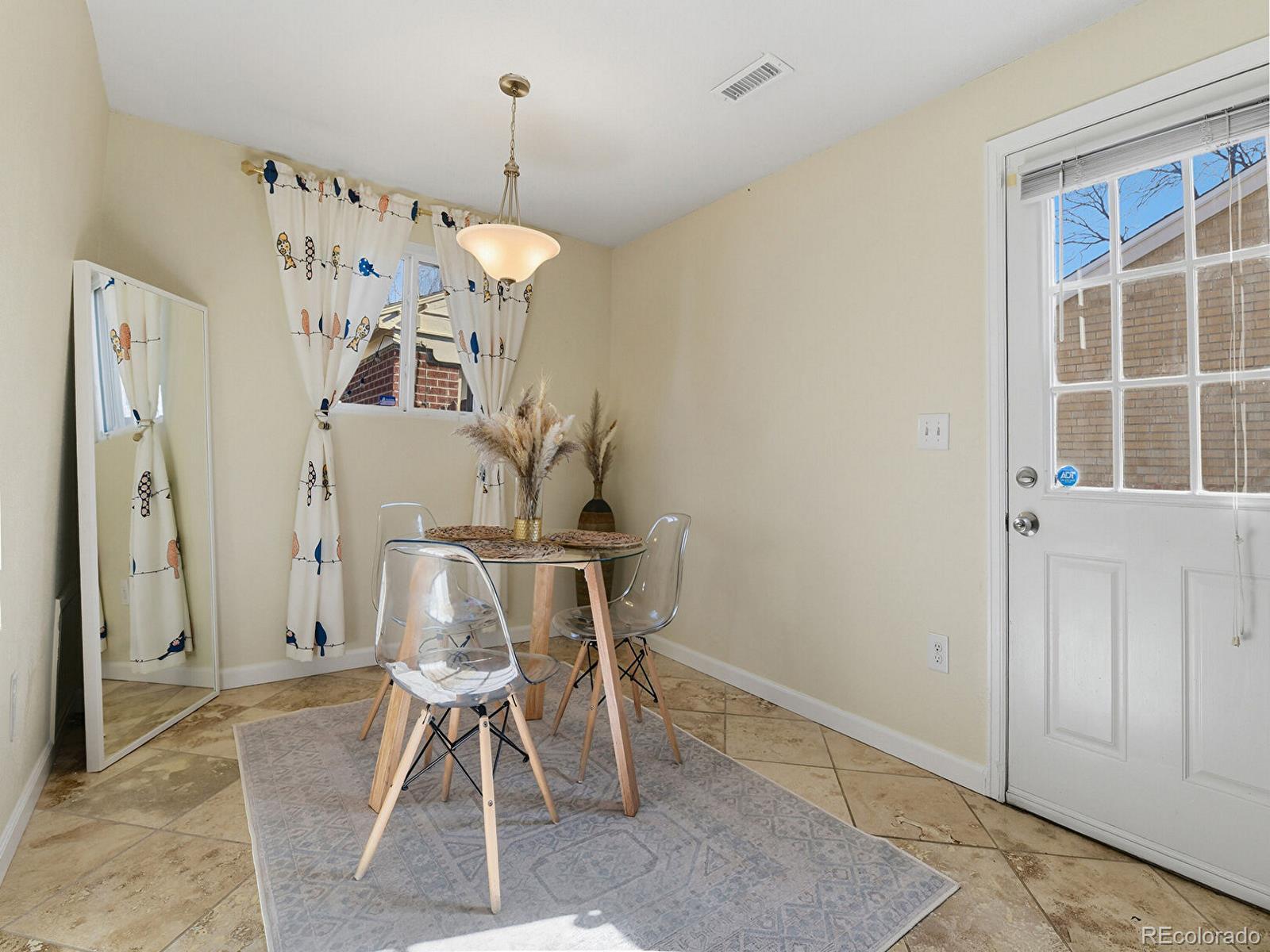 2870 Ivanhoe Street Denver, CO 80207 - Photo 8 of 29