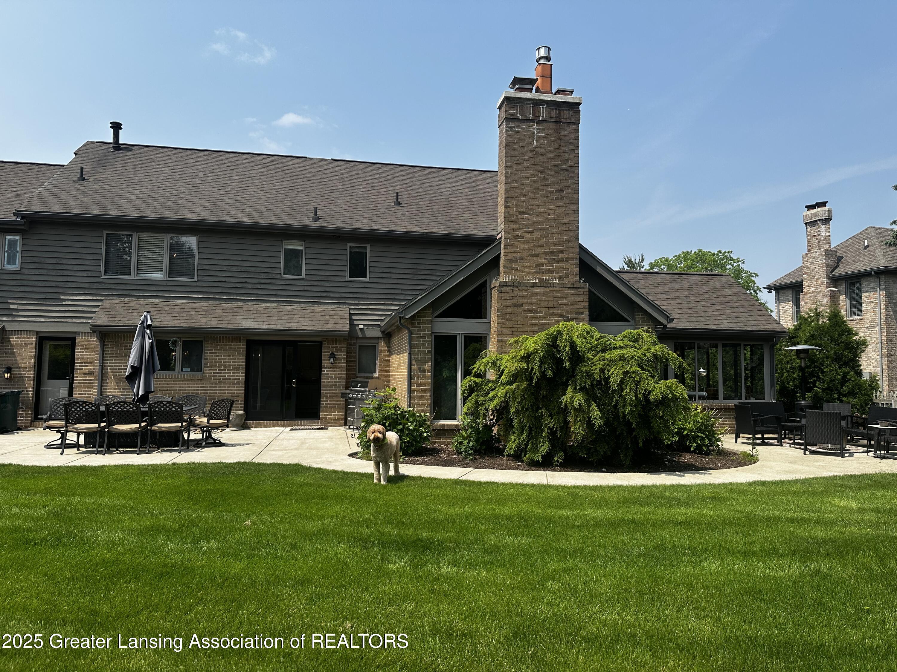 1352 Foxcroft Road East Lansing, MI 48823 - Photo 9 of 10 IMG_7269 (1)