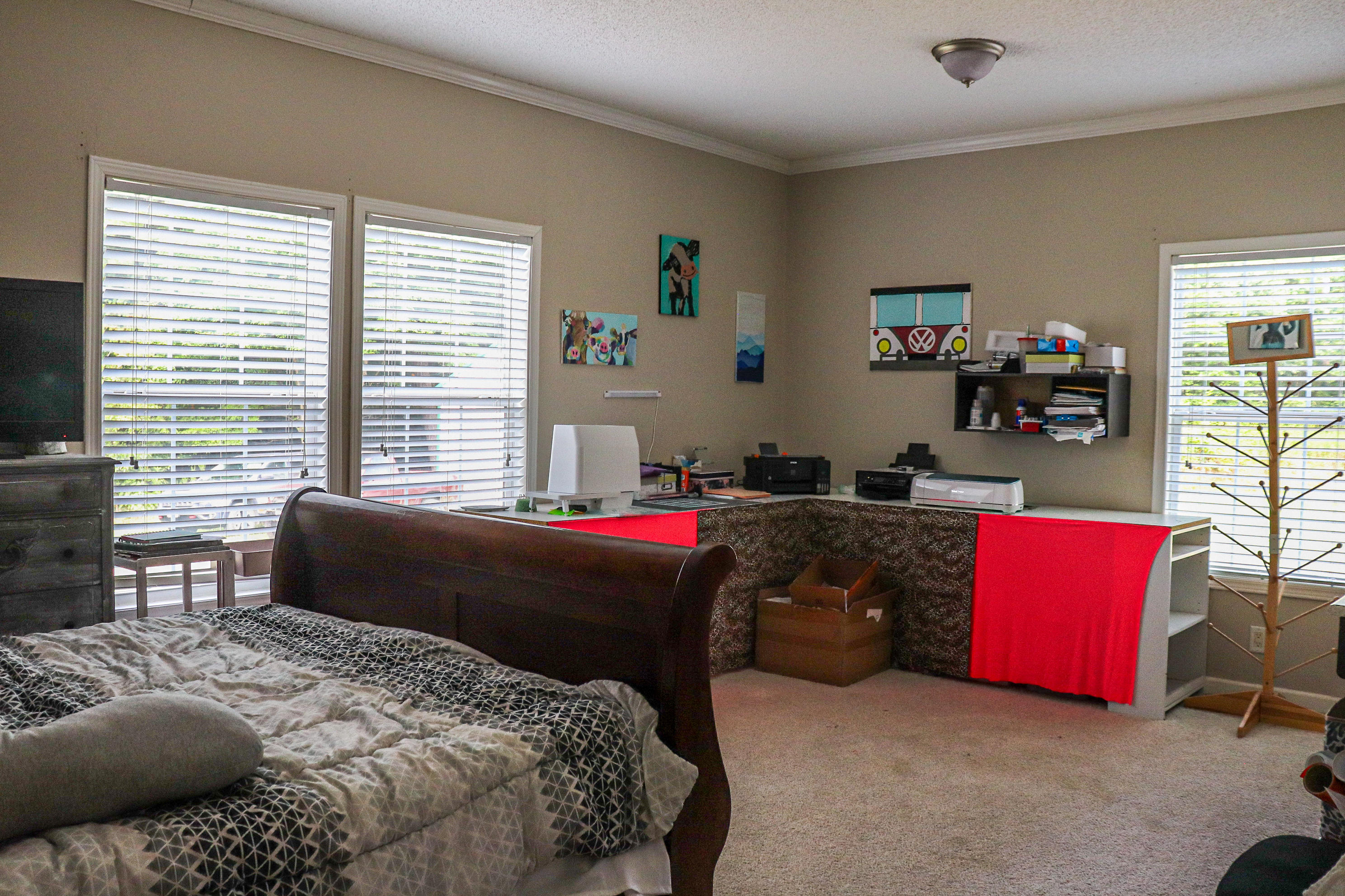 241 Sams Road Southeast Floyd, VA 24091 - Photo 18 of 28 a bedroom with a bed and a couch