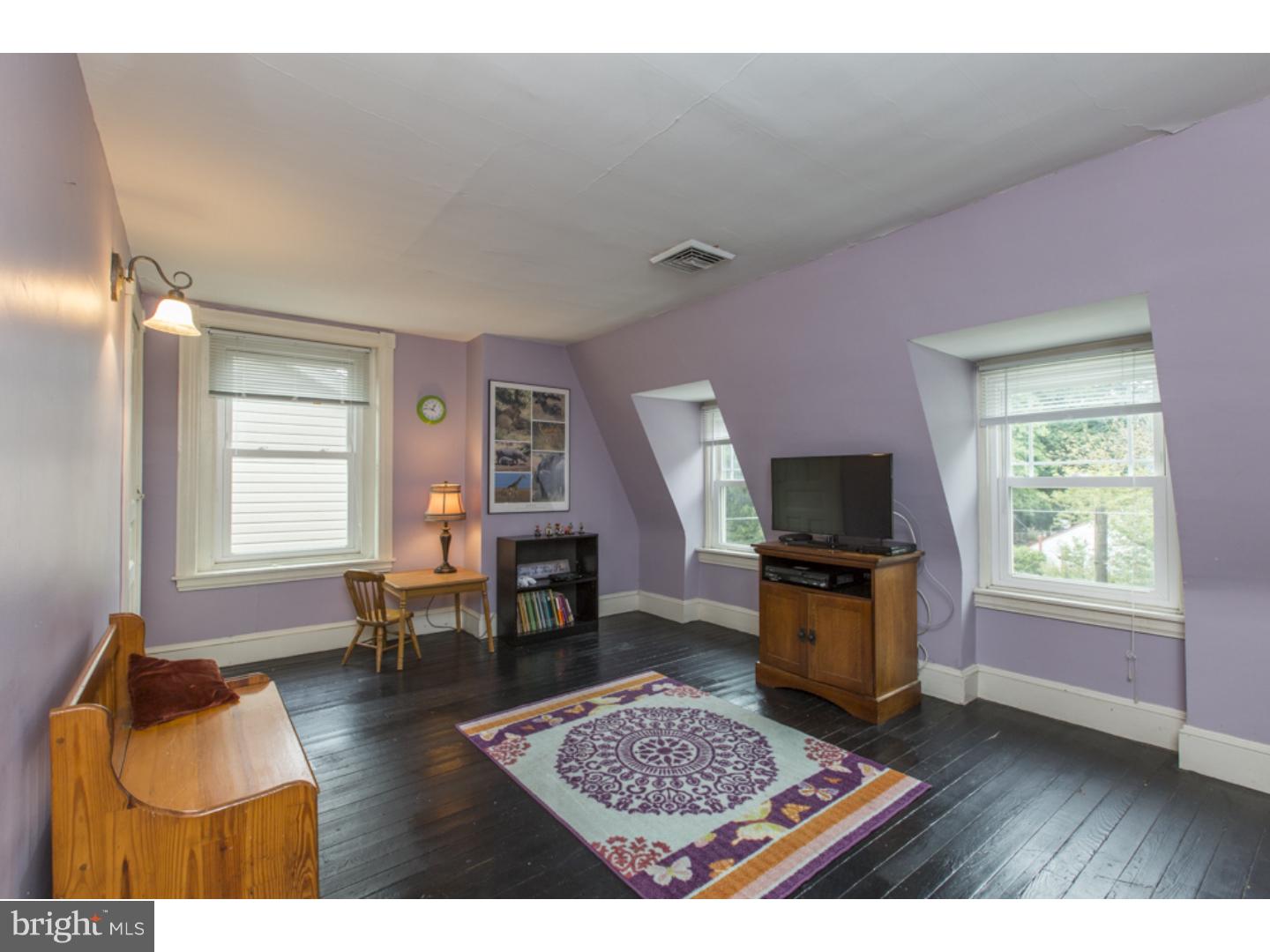 33 East Waverly Road Wyncote, PA 19095 - Photo 21 of 25 Bedroom 4