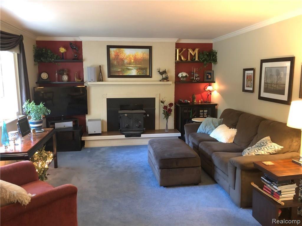6452 East Bennington Road Durand, MI 48429 - Photo 3 of 28 3.jpeg