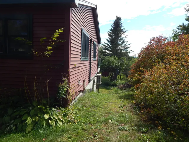 $339,000 | 437 Stream Road, Winterport, ME 04496