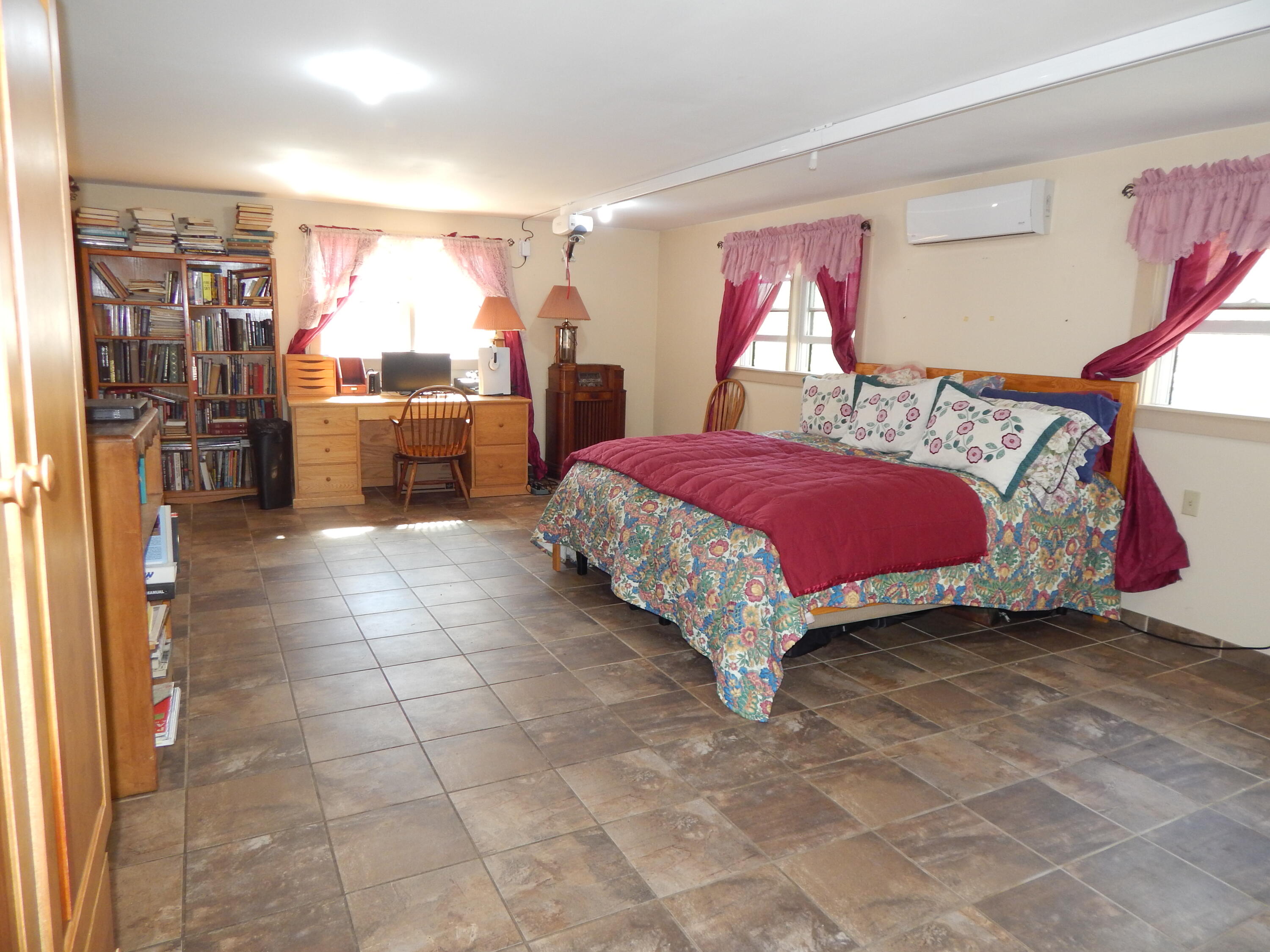 437 Stream Road Winterport, ME 04496 - Photo 29 of 78 DSCN0967