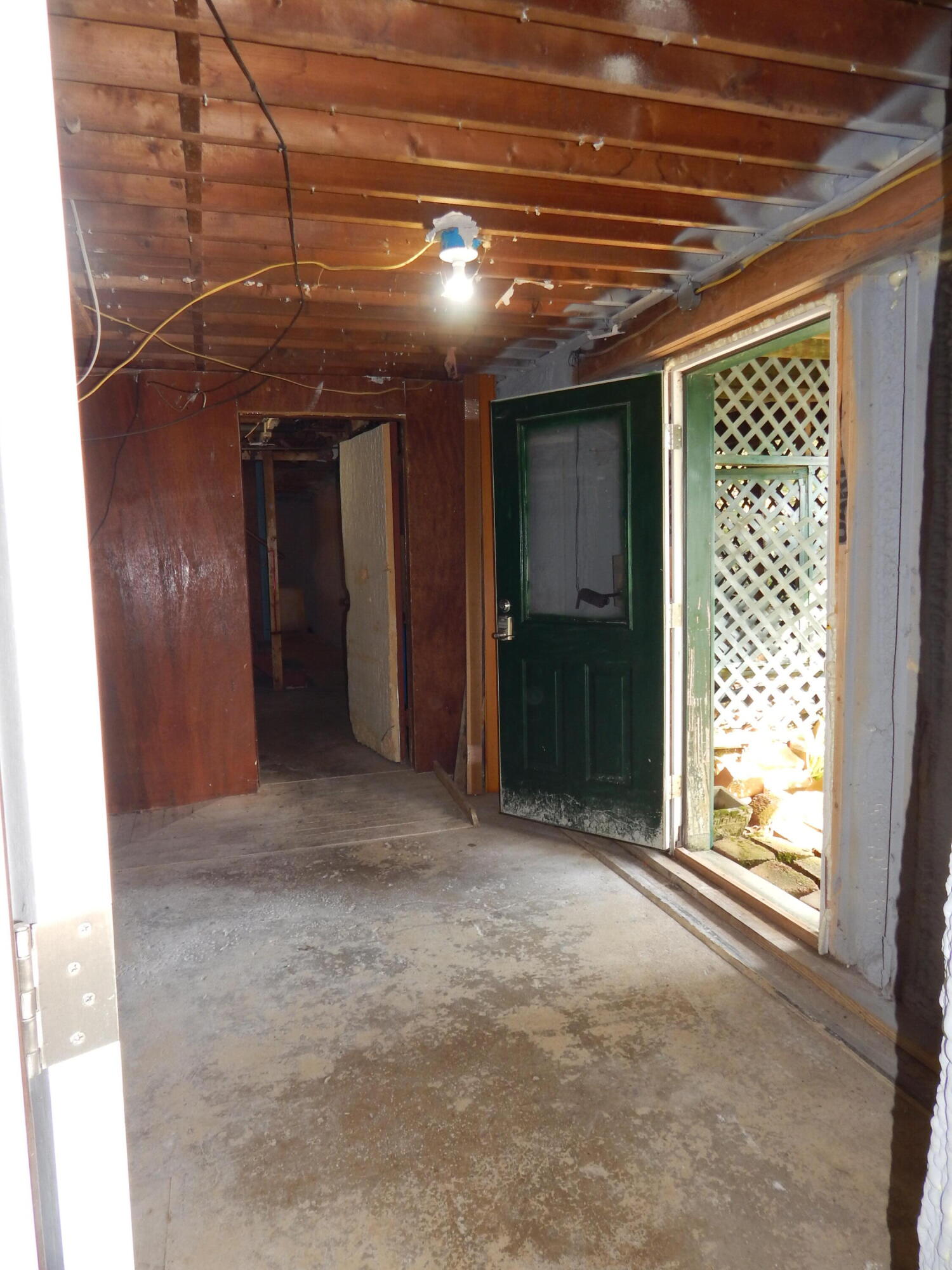 437 Stream Road Winterport, ME 04496 - Photo 66 of 78 DSCN1032