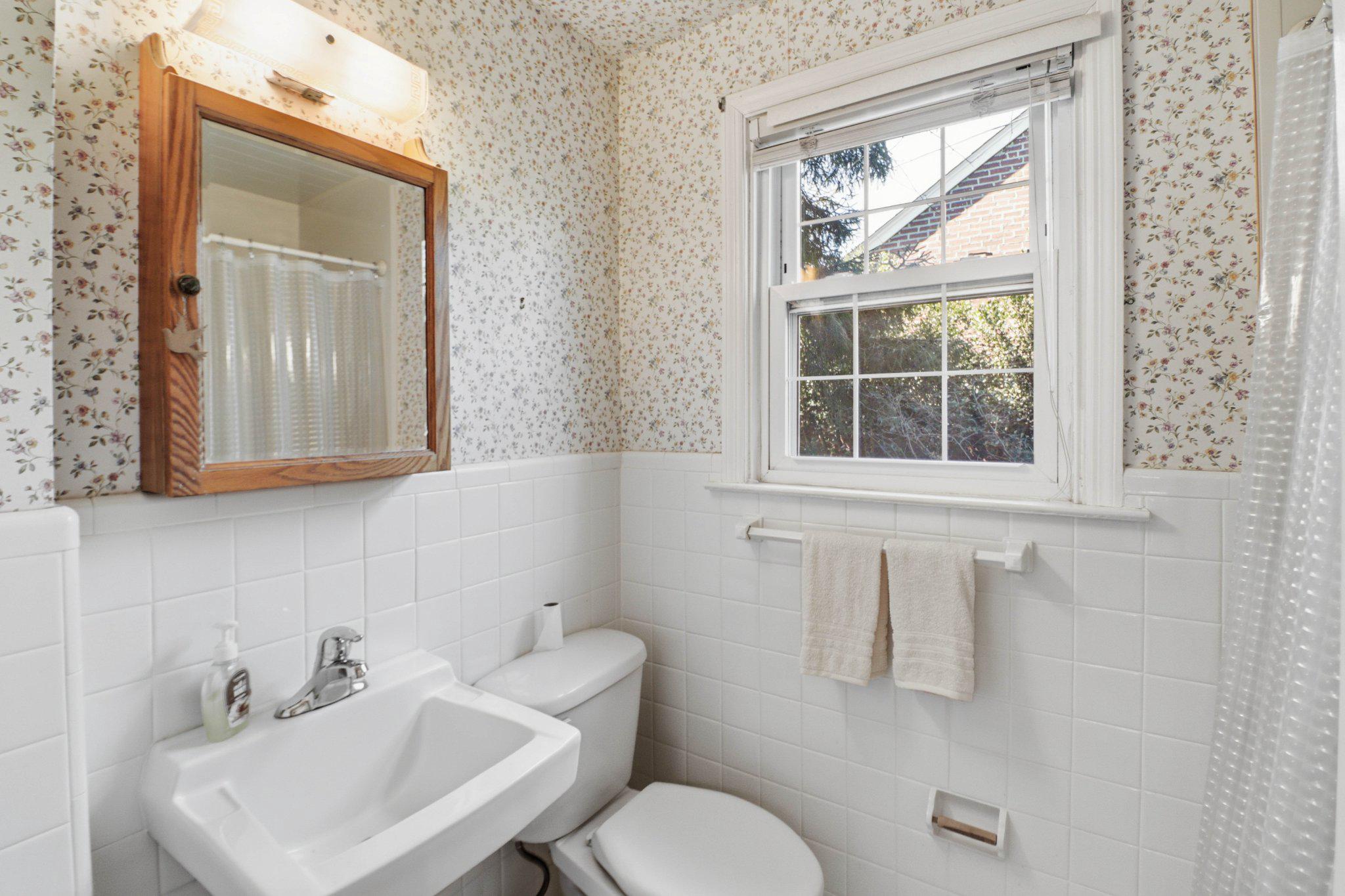 348 Valley View Road Springfield, PA 19064 - Photo 13 of 32 First Floor Bathroom